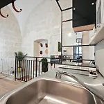 Murattage Apartman Bari